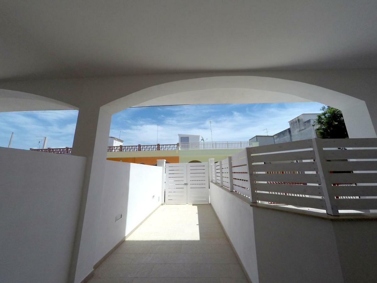 casa vacanze coralloholiday Hotel Torre Lapillo Esterno foto